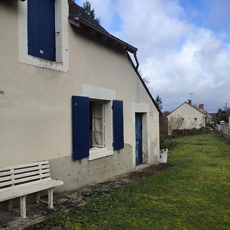 Maison Plain Pied, 2 Chambres, Longere Typique , Fraiche, Dans Bourg Avec Tous Commerces Luçay-le-Mâle المظهر الخارجي الصورة