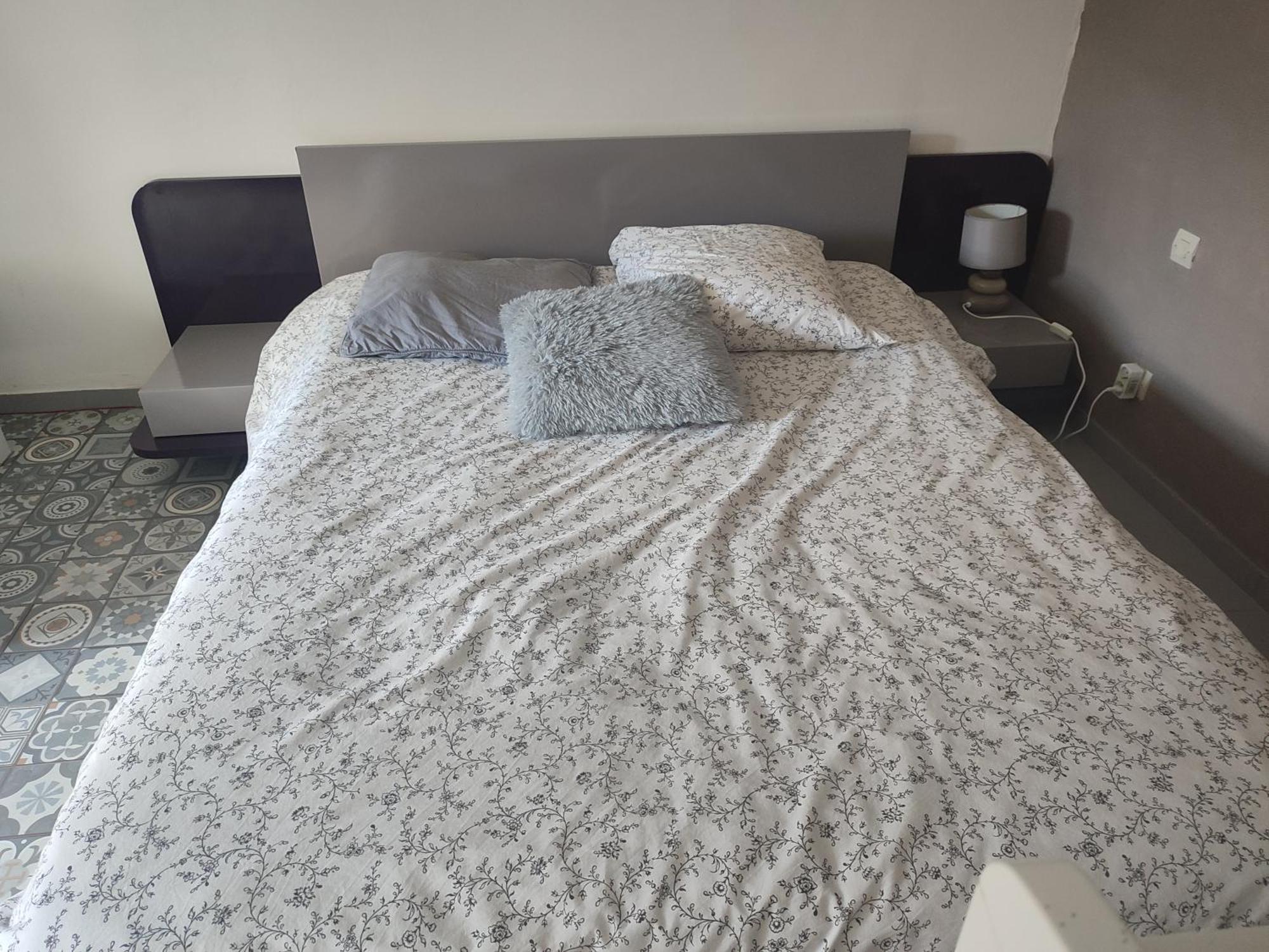 Maison Plain Pied, 2 Chambres, Longere Typique , Fraiche, Dans Bourg Avec Tous Commerces Luçay-le-Mâle المظهر الخارجي الصورة