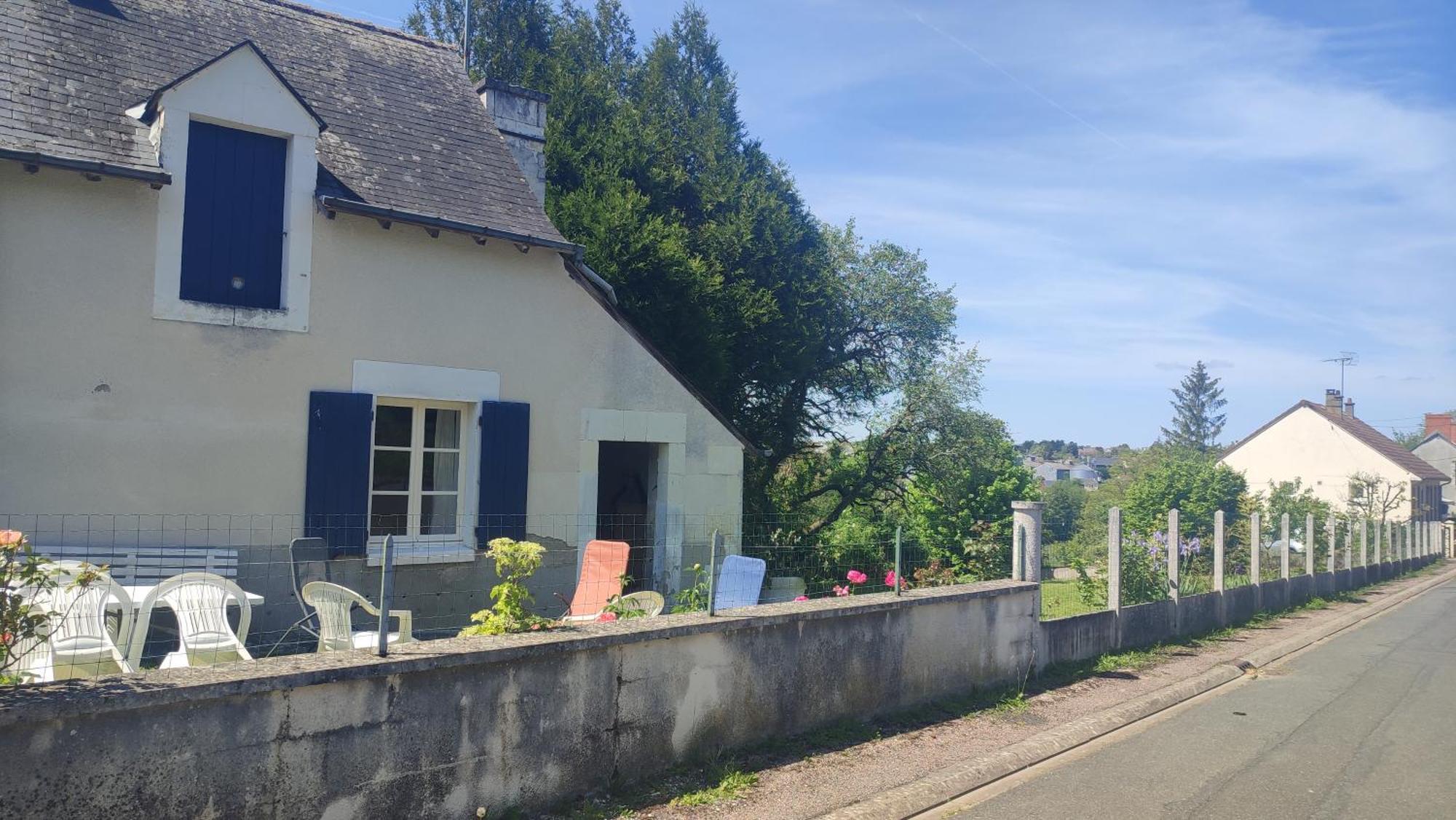 Maison Plain Pied, 2 Chambres, Longere Typique , Fraiche, Dans Bourg Avec Tous Commerces Luçay-le-Mâle المظهر الخارجي الصورة