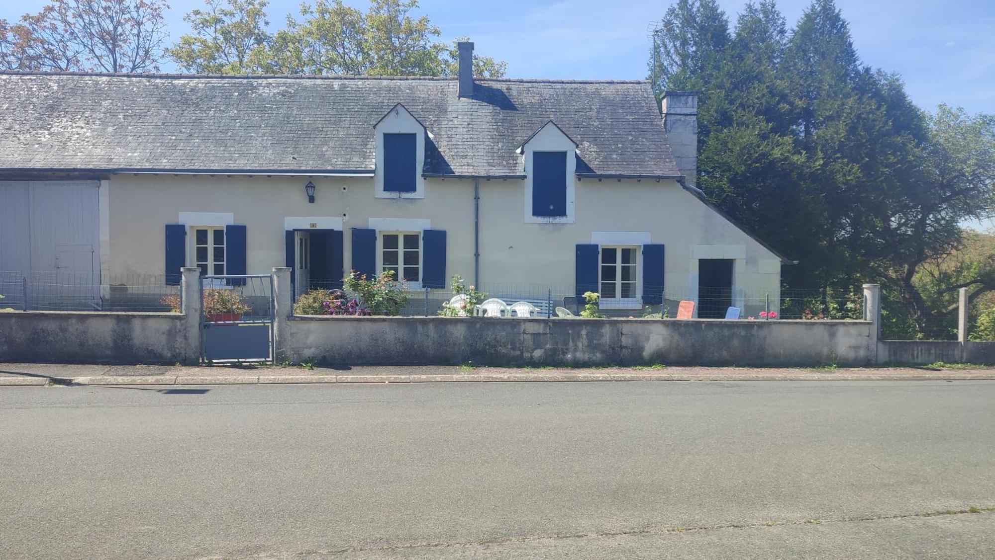 Maison Plain Pied, 2 Chambres, Longere Typique , Fraiche, Dans Bourg Avec Tous Commerces Luçay-le-Mâle المظهر الخارجي الصورة