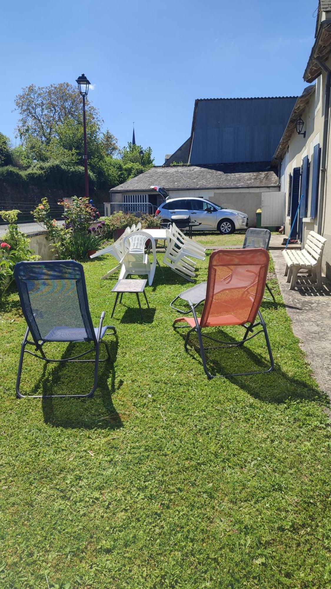 Maison Plain Pied, 2 Chambres, Longere Typique , Fraiche, Dans Bourg Avec Tous Commerces Luçay-le-Mâle المظهر الخارجي الصورة