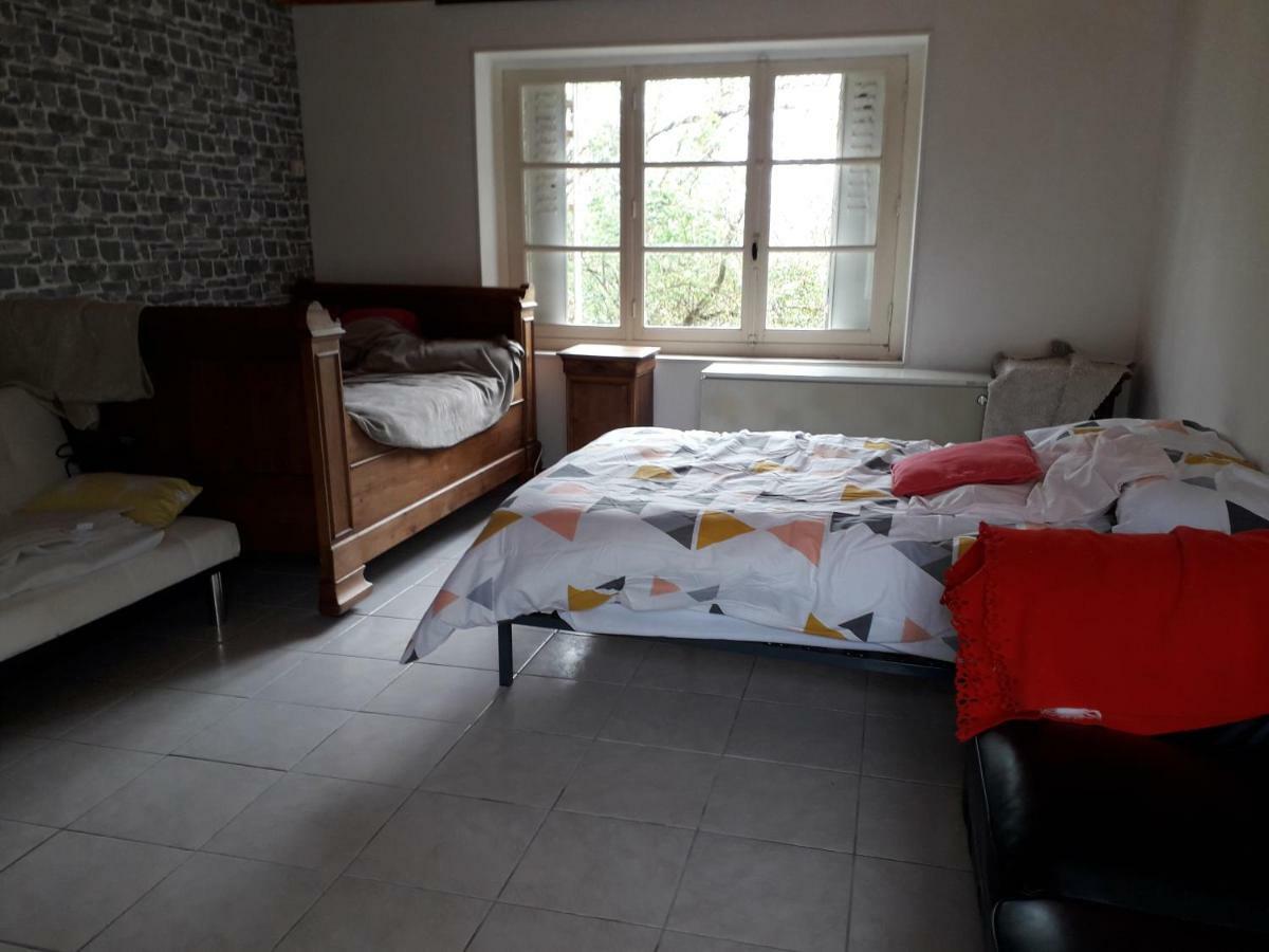 Maison Plain Pied, 2 Chambres, Longere Typique , Fraiche, Dans Bourg Avec Tous Commerces Luçay-le-Mâle المظهر الخارجي الصورة